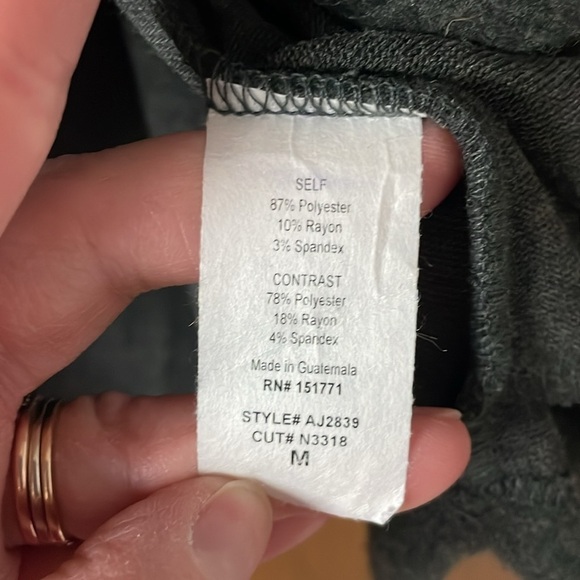 size medium Gilli cheetah print and black button down brush flannel … - Picture 7 of 9